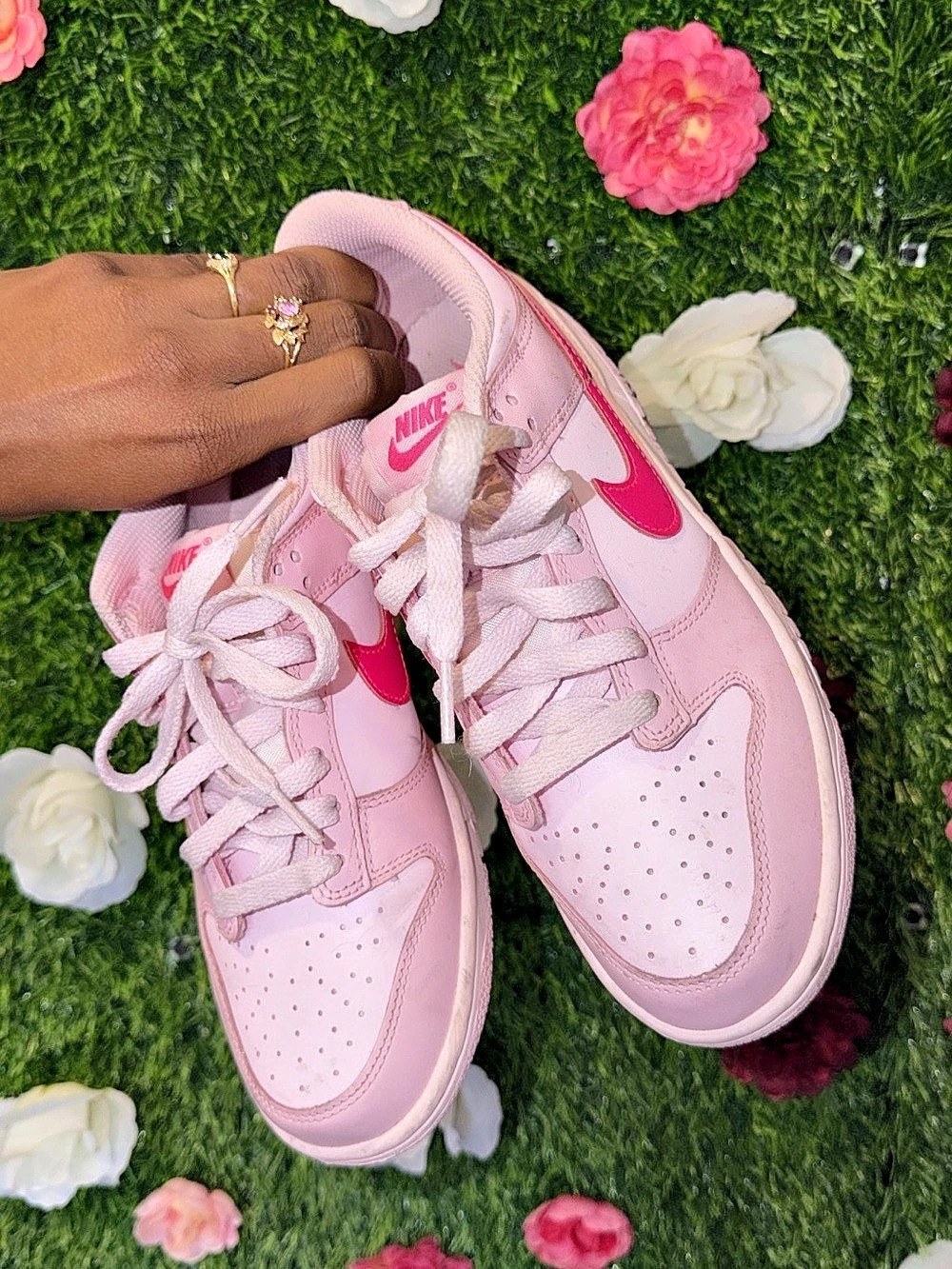 Nike Dunk Low Pink Sneakers US 6.5Y Like New